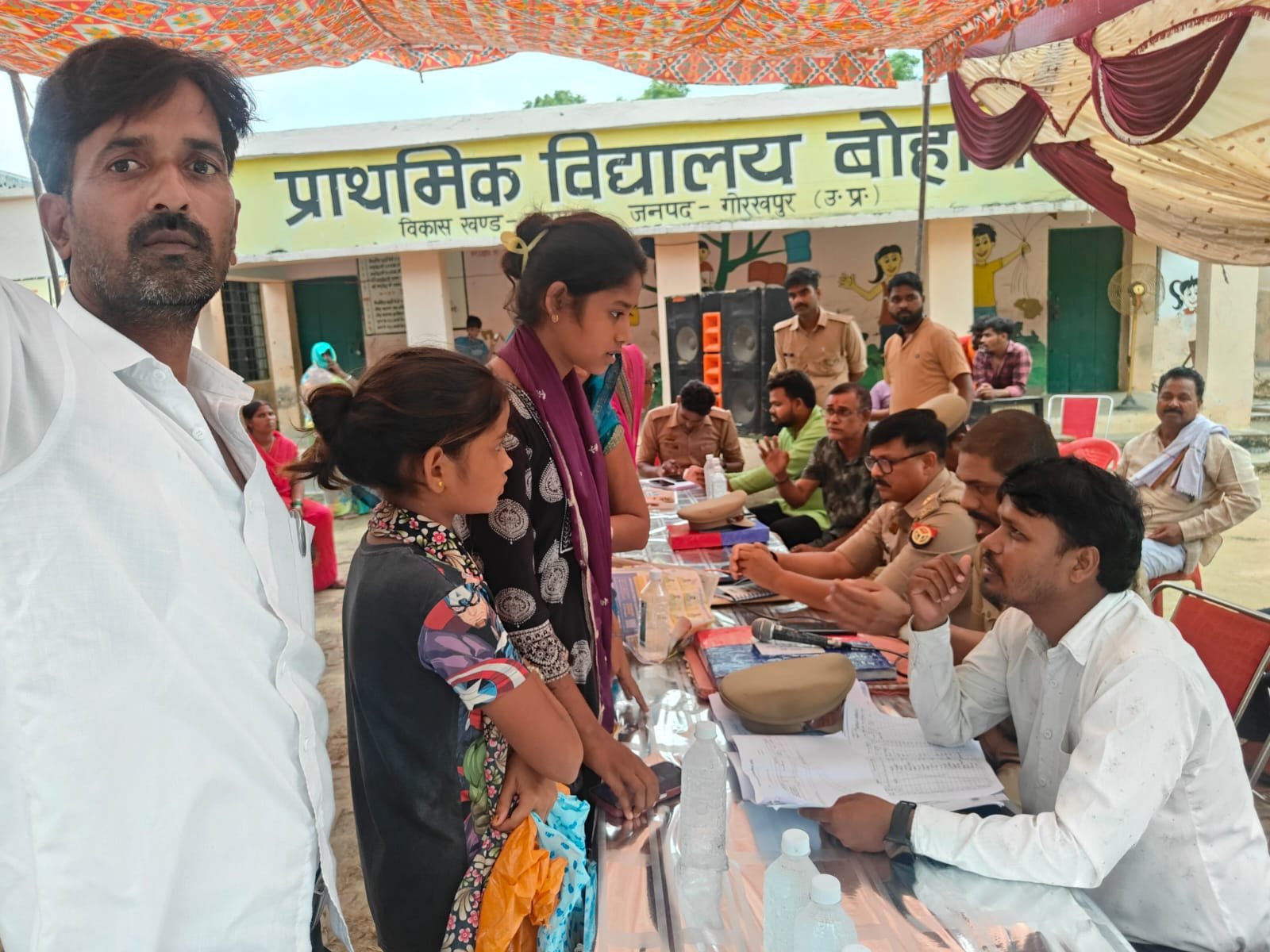 ग्राम चौपाल में गूंजा बिजली संकट, दो दर्जन से अधिक शिकायतें