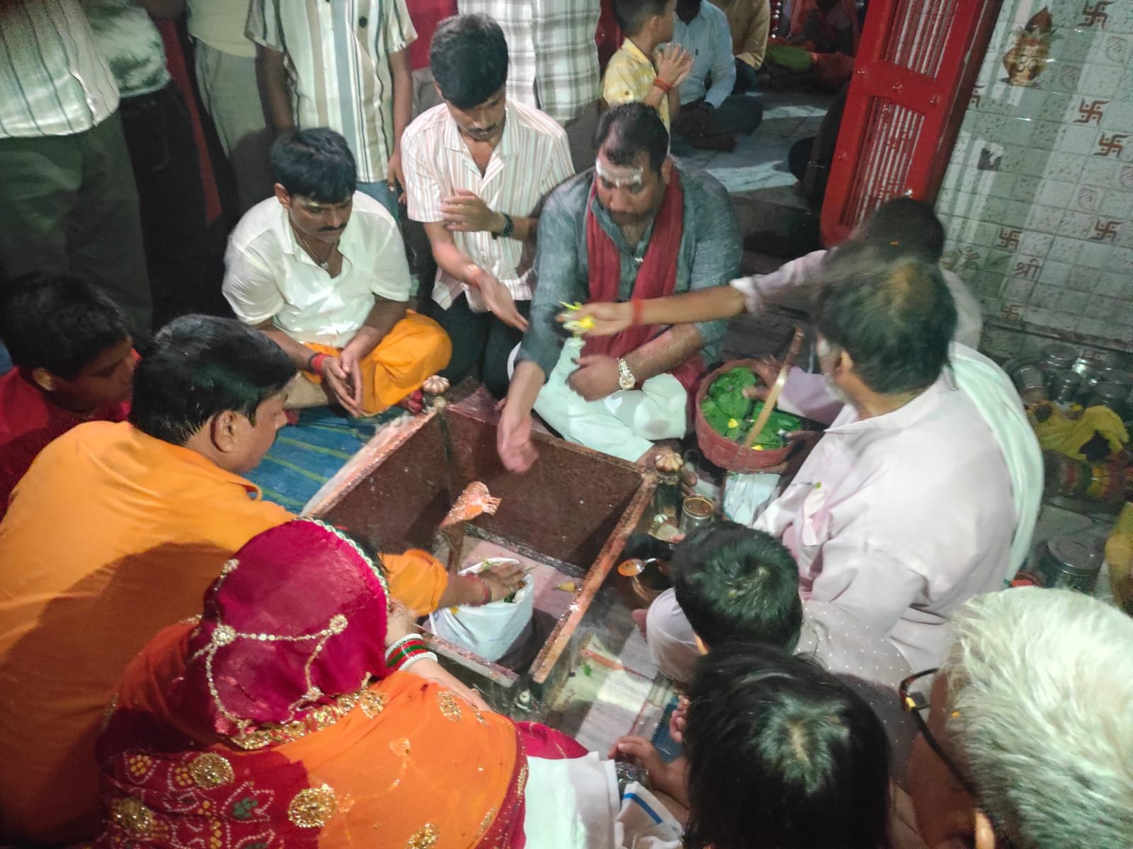 सावन के अंतिम सोमवार को बाबा निंबेश्वरनाथ मंदिर में गूंजी शिव जयकार