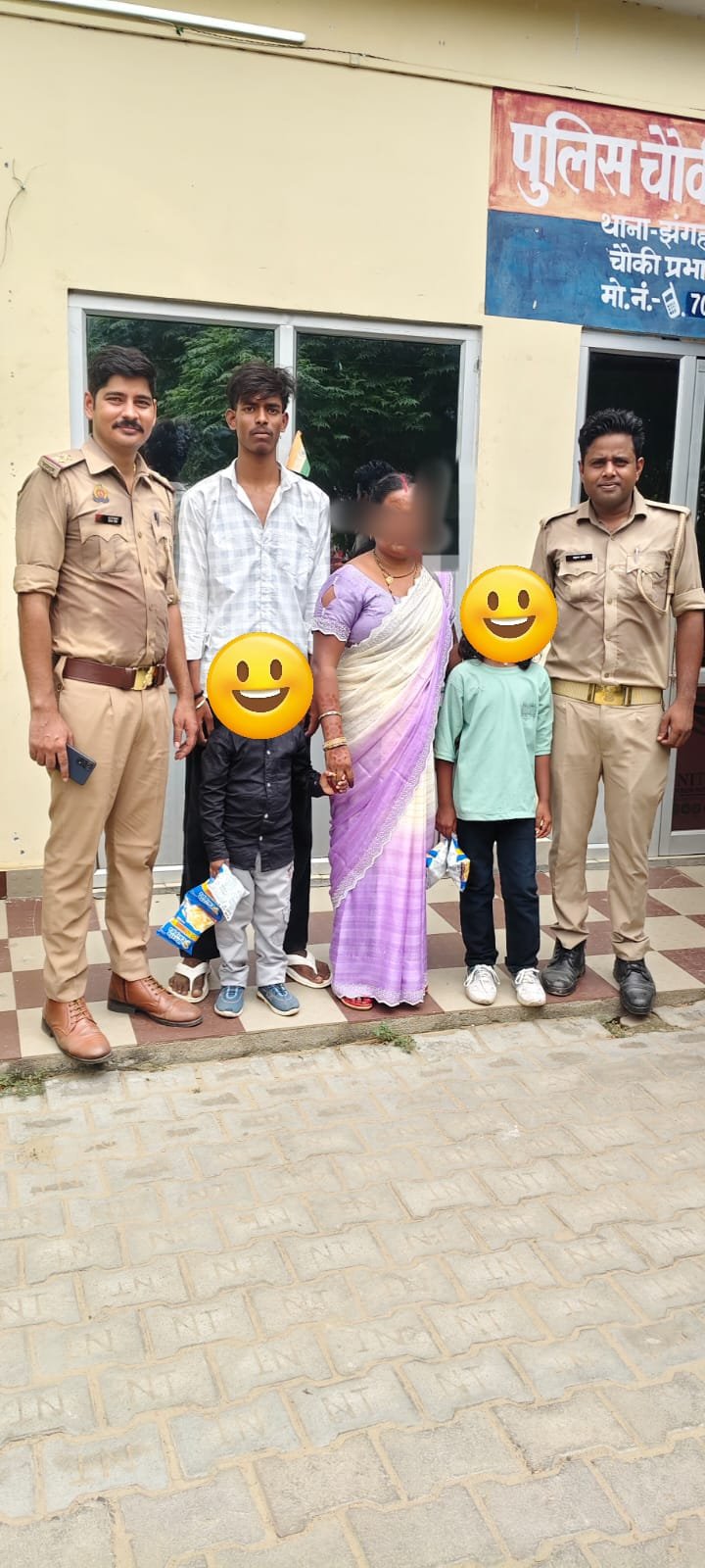 रक्षाबंधन पर बिछड़े दो मासूमों को खोराबार पुलिस ने सकुशल खोज निकाला