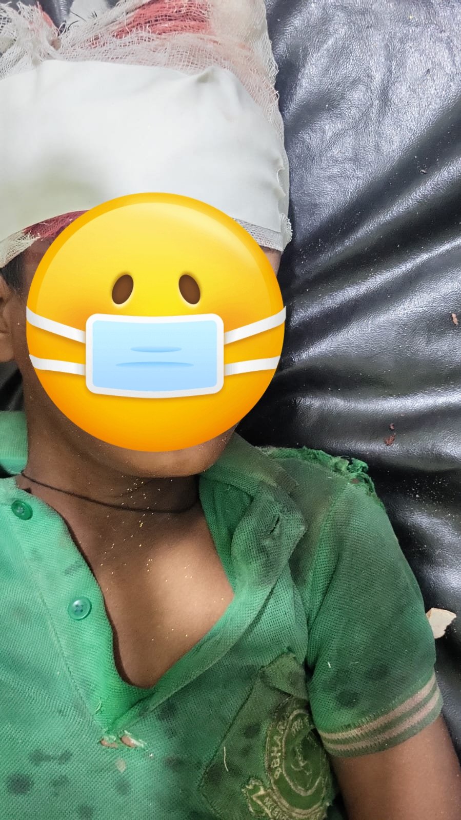 अनियंत्रित साइकिल सवार बाइक से टकराया, दोनों घायल